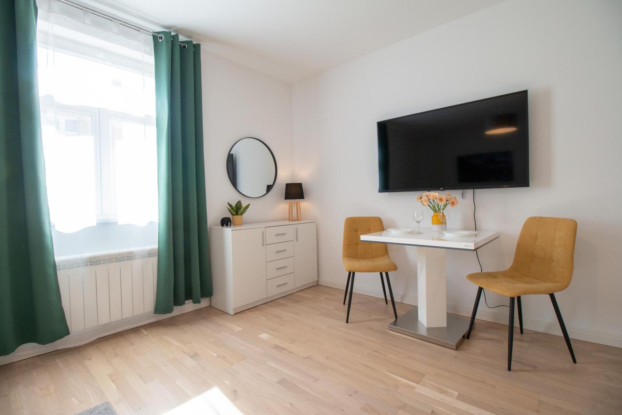 Washingtonova Cr Apartments ปราก ภายนอก รูปภาพ